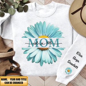 A Love That Blossoms - Family Personalized Custom Unisex Sweatshirt - Mother's Day, Gift For Mom, Grandma